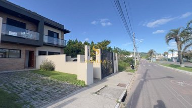 house em Servidão Antenor de Souza Conceição, São João do Rio Vermelho - Florianópolis - SC