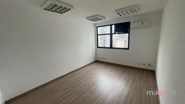 office em Avenida Rouxinol, Indianópolis - São Paulo - SP