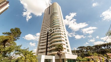 apartment em Rua Monsenhor Ivo Zanlorenzi, Mossunguê - Curitiba - PR