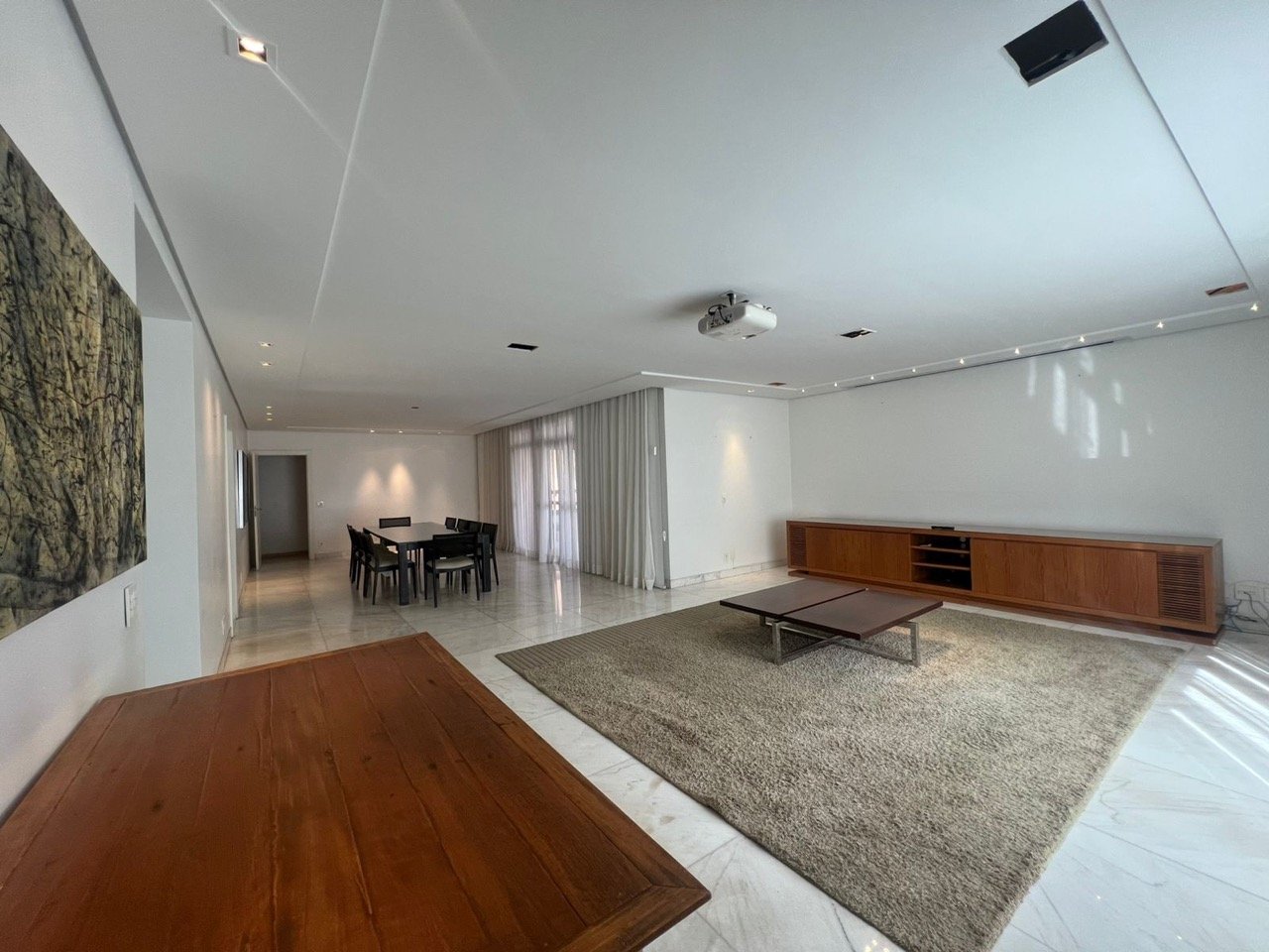 Apartamento com 4 quartos — Lourdes, Belo Horizonte