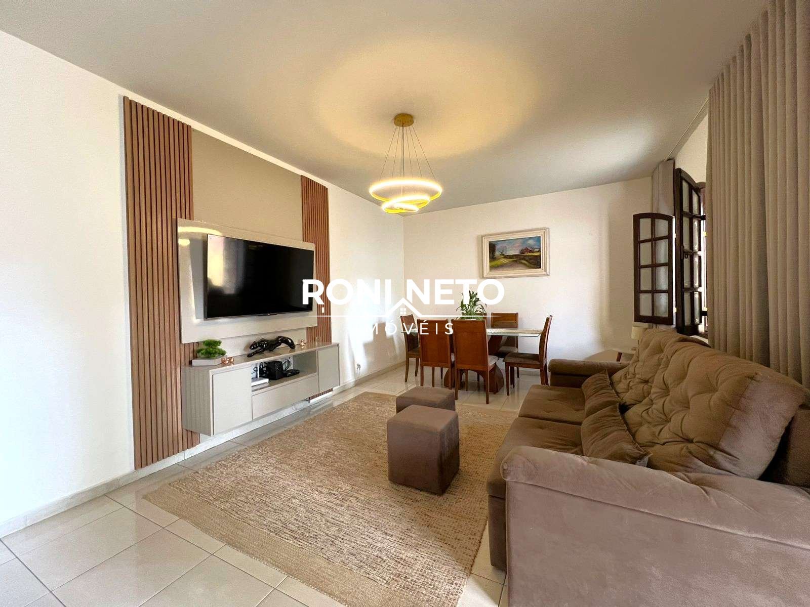Casa com 6 quartos — Planalto, Belo Horizonte