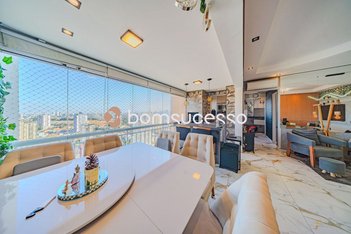 apartment em Rua Renato Rinaldi, Vila Carrão - São Paulo - SP