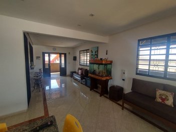 house em Rua Alvarenga Peixoto, Nacional - Contagem - MG