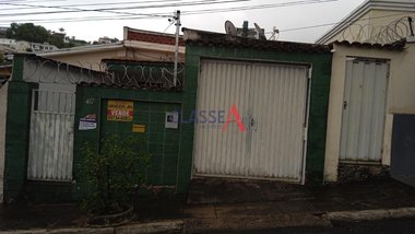 house em Rua Benedito Valadares, Centro - Pedro Leopoldo - MG