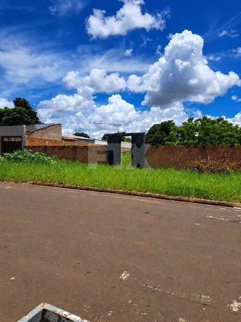 land_lot em Rua Roraima, Panorama - Campo Grande - MS