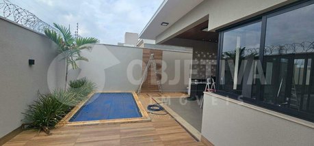 house em Avenida Vereador Carlito Cordeiro, Jardim Botânico - Uberlândia - MG