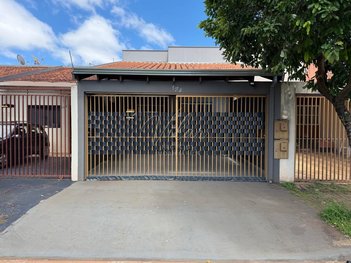 house em Rua Maria da Costa Cunha, Loteamento Chamonix - Londrina - PR