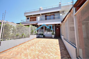 house em Rua Heitor Kramer, Guarujá - Porto Alegre - RS