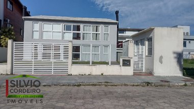 apartment em Victor Antonio Peluso, Barra da Lagoa - Florianópolis - SC