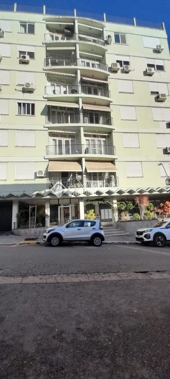 apartment em Rua Duque de Caxias, Centro Histórico - Porto Alegre - RS