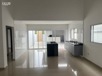 house em Avenida das Palmeiras, Bairro do Grama - Caçapava - SP