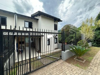 house em Avenida Florestal, Floresta - Dois Irmãos - RS