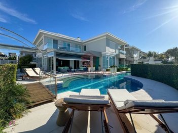 house em Rua dos Tucunarés, Jurerê Internacional - Florianópolis - SC