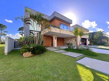 house em Avenida Adolfo Fetter, Laranjal - Pelotas - RS