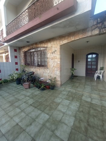 house em Rua Dom Lara, Vila Valença - São Vicente - SP