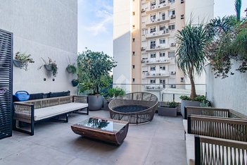 apartment em Rua Buenos Aires, Jardim Botânico - Porto Alegre - RS