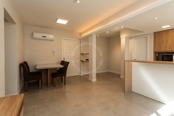 apartment em Rua Carazinho, Petrópolis - Porto Alegre - RS