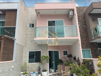 house em Rua Vicente Marcelino Furtado, Centro - Balneário Piçarras - SC