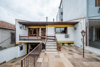 house em Rua Professor Clemente Pinto, Medianeira - Porto Alegre - RS