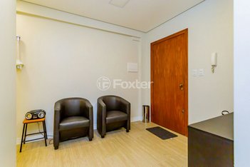 office em Rua Felipe Camarão, Rio Branco - Porto Alegre - RS