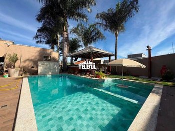 house em Avenida Sérgio de Biagi Bueno, Jardim Bouganville - Varginha - MG