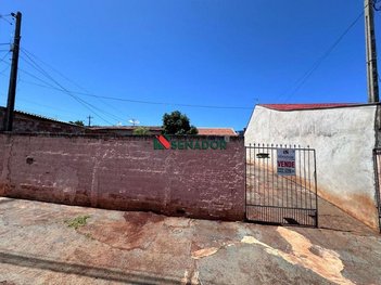 land_lot em Rua Pedro Beccati, Pacaembu - Londrina - PR