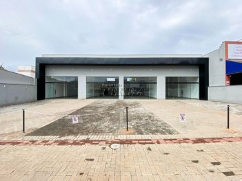 business em Avenida São João, Antares - Londrina - PR
