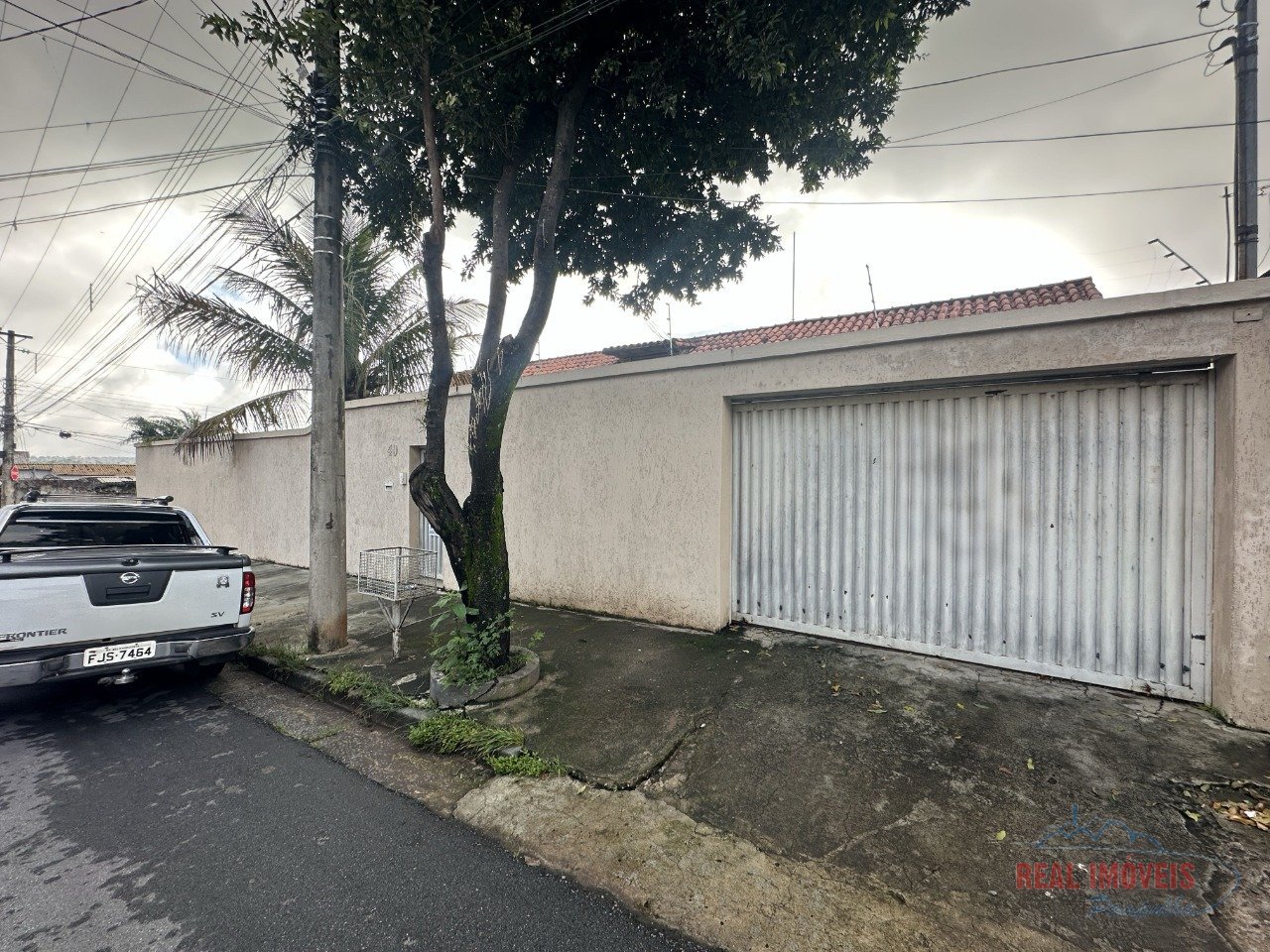 Casa com 3 quartos — Floramar, Belo Horizonte