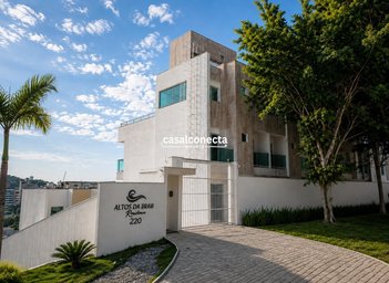 house em Rua José Watzko, Praia dos Amores - Balneário Camboriú - SC