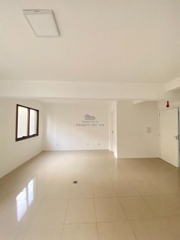 office em Rua Rui Barbosa, Centro - Farroupilha - RS