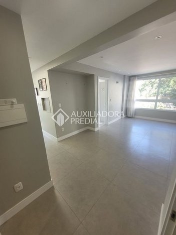 apartment em Rua Paulo Setúbal, Passo da Areia - Porto Alegre - RS