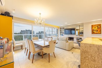 apartment em Rua Abrahão Melnick, Rio Branco - Porto Alegre - RS