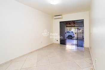 house em QE 38 Conjunto J, Guará II - Brasília - DF