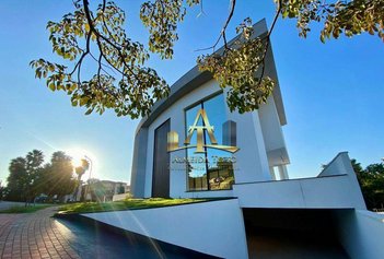 house em Alameda Áquila, Alphaville - Santana de Parnaíba - SP