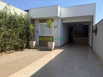 house em Rua Geraldo Garcia Y Garcia, Jardim Dias I - Maringá - PR