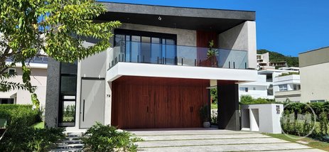 house em Avenida Marcio Ferreira de Mello e Silva, Praia Brava de Itajaí - Itajaí - SC
