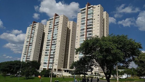 Cômodo Condomínio