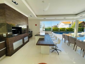 house em Avenida dos Búzios, Jurerê Internacional - Florianópolis - SC