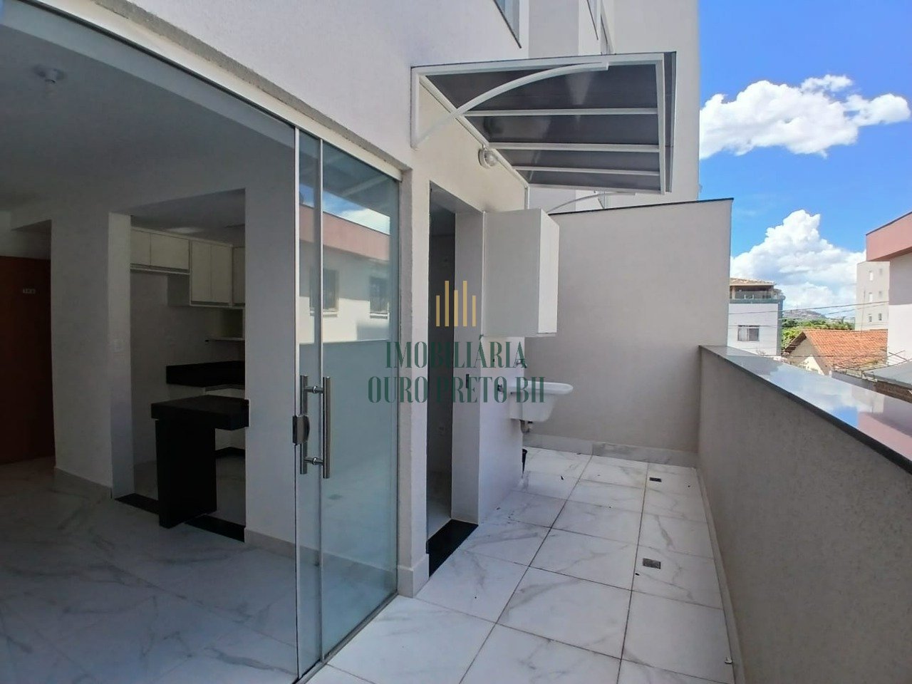 Apartamento com 2 quartos — Santa Mônica, Belo Horizonte