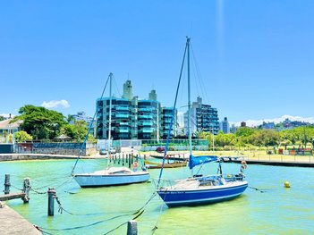 apartment em Rua Wilson Luz, Coqueiros - Florianópolis - SC