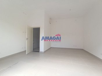 commercial_building em Vicente Scherma, Centro - Jacareí - SP