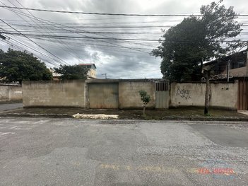 house em Rua Taubaté, Piratininga (Venda Nova) - Belo Horizonte - MG