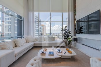 apartment em Rua Doutor Helmuth Weinmann, Jardim Europa - Porto Alegre - RS