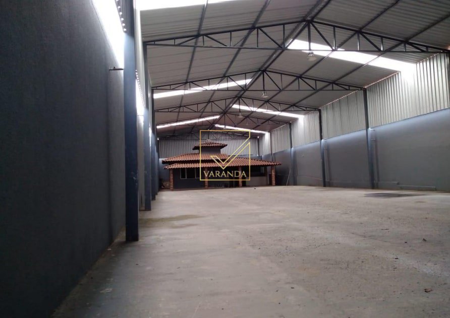 Oportunidade - Excelente Galpão alugado ideal para investidor à venda no bairro Boa Esperança em Santa Luzia