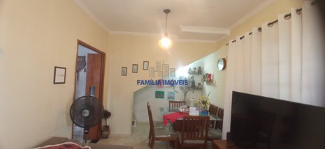 house em Rua Doutor Luiz de Campos Moura, São Jorge - Santos - SP