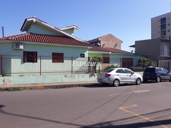 house em Avenida Independência, Passo D'Areia - Santa Maria - RS