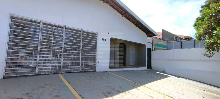 Cômodo Condomínio