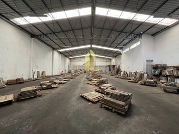 industrial em Avenida Doutor Hélio Palermo, Recanto do Itambé - Franca - SP