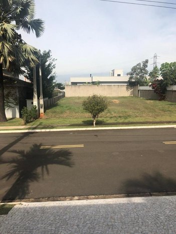land_lot em Avenida Antonia Pazinato Sturion, Morumbi - Piracicaba - SP