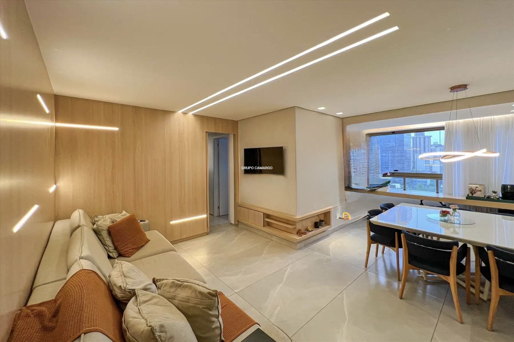 Apartamento com 3 quartos — Savassi, Belo Horizonte